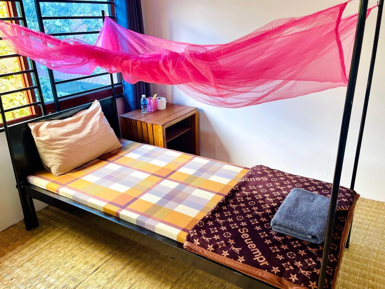 Manel Guesthouse And Restaurant سينمونوروم المظهر الخارجي الصورة